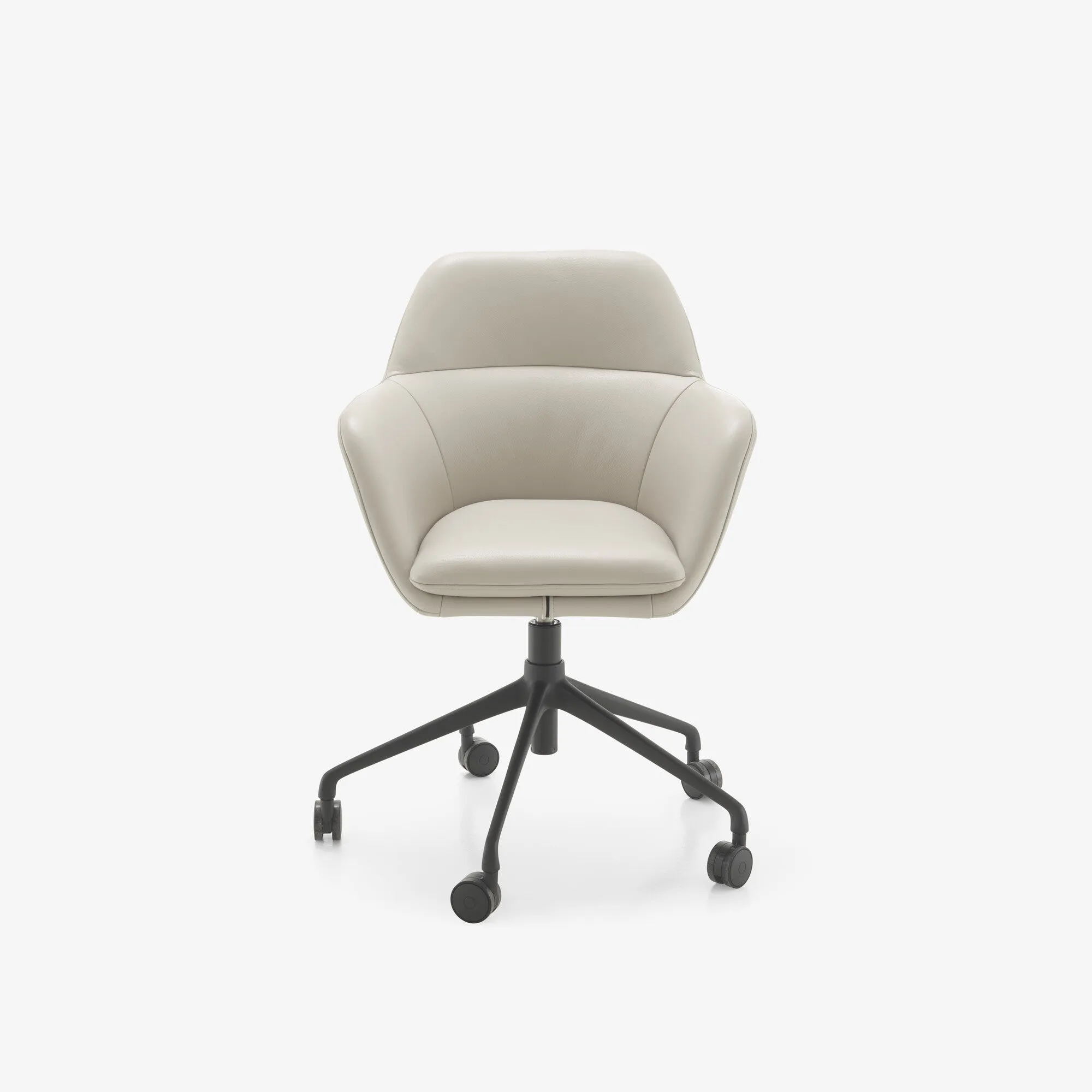 Amédée Carver Chair Black Base On Castors