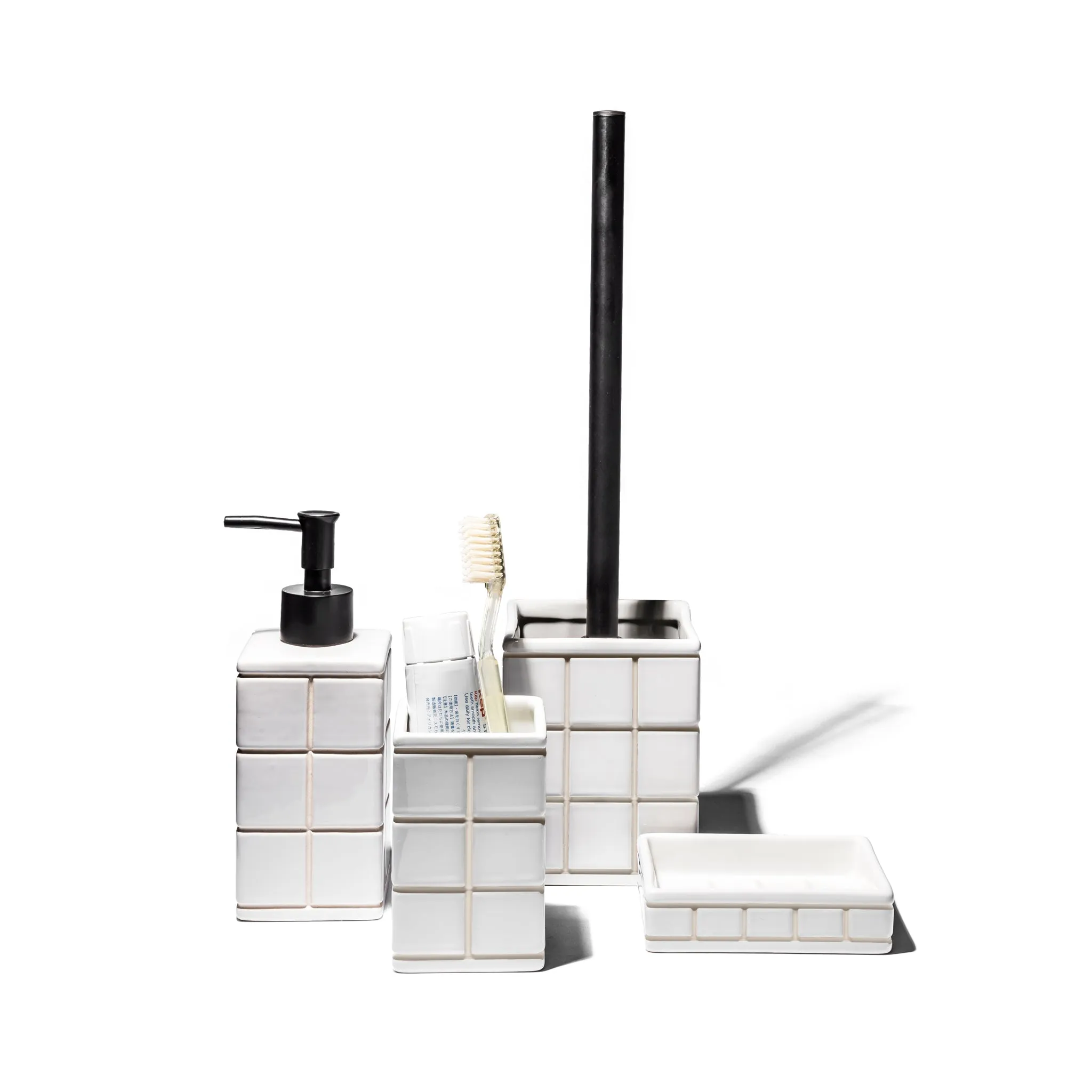 CERAMIC BATH ENSEMBLE SOAP DISPENSER